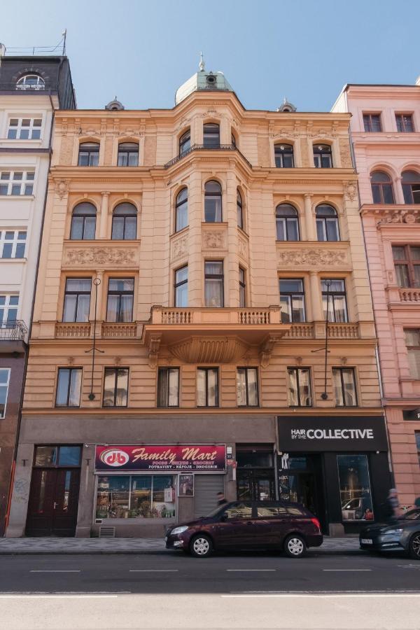 Prague Days - Spacious Designer Studios In City Center - Powder Tower Dış mekan fotoğraf