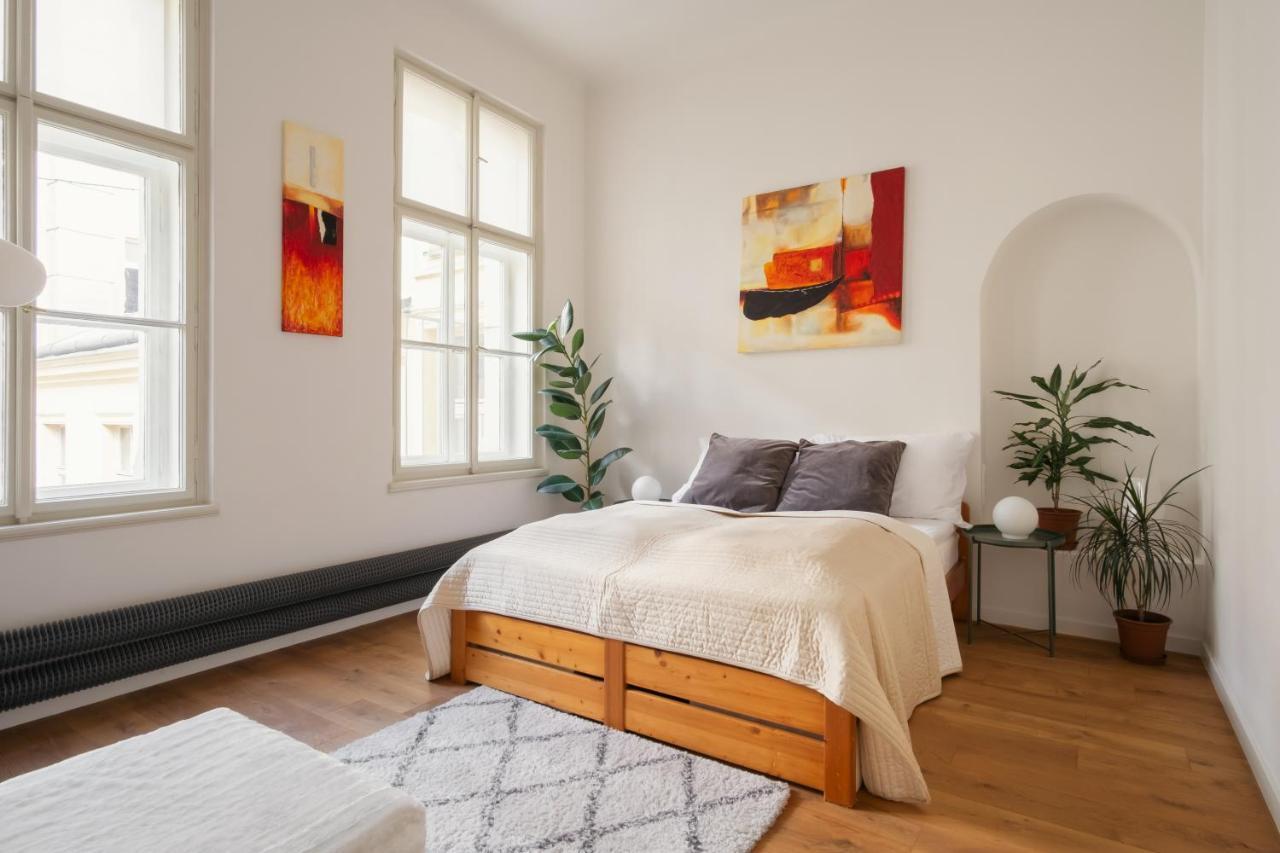 Prague Days - Spacious Designer Studios In City Center - Powder Tower Dış mekan fotoğraf
